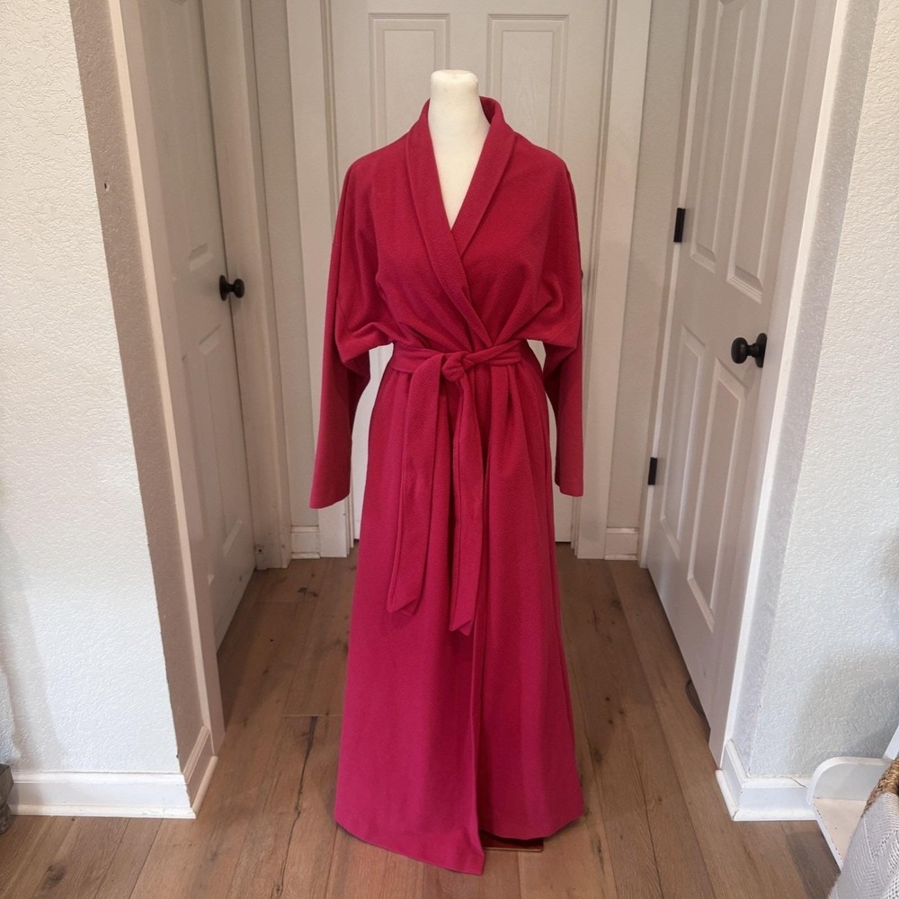 Vintage Vassarette Pink Fleece Robe Long Wrap Shawl Collar Made in USA Small